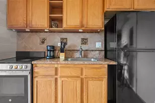 824 Kinau St, Honolulu, HI 96813 - Photo 15