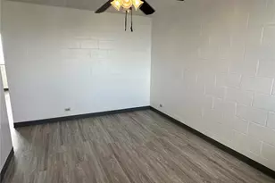 1514 Dillingham Blvd, Honolulu, HI 96817 - Photo 3