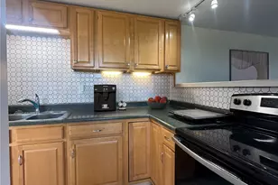 1060 Kamehameha Hwy, Pearl City, HI 96782 - Photo 3