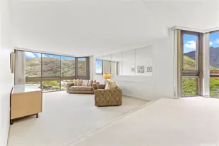 531 Hahaione St, Honolulu, HI 96825 - Photo 9