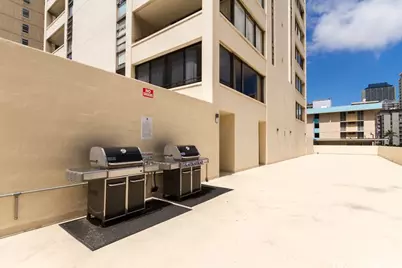 2410 Cleghorn Street #2404, Honolulu, HI 96815 - Photo 15