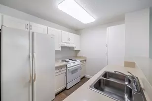 1133 Waimanu St, Honolulu, HI 96814 - Photo 11