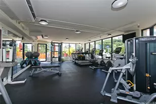 2045 Kalakaua Ave, Honolulu, HI 96815 - Photo 11