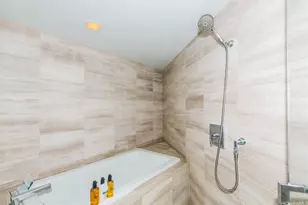 2139 Kuhio Ave, Honolulu, HI 96815 - Photo 21