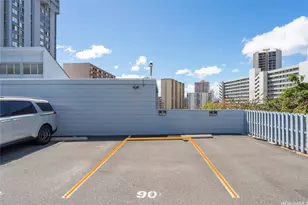 3045 Ala Napuaa Pl, Honolulu, HI 96818 - Photo 21