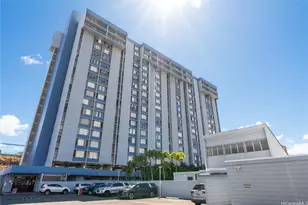 3045 Ala Napuaa Pl, Honolulu, HI 96818 - Photo 1