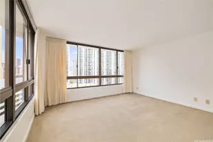 1910 Ala Moana Blvd, Honolulu, HI 96815 - Photo 11