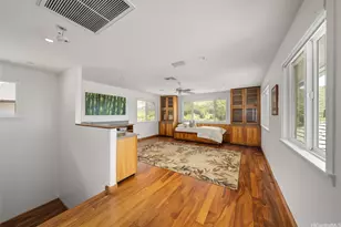 171 Waokanaka Pl, Honolulu, HI 96817 - Photo 17
