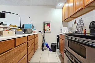 747 Amana St, Honolulu, HI 96814 - Photo 13