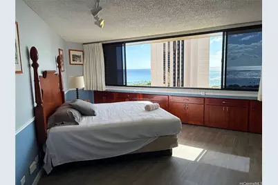 1700 Ala Moana Boulevard #3201, Honolulu, HI 96815 - Photo 1