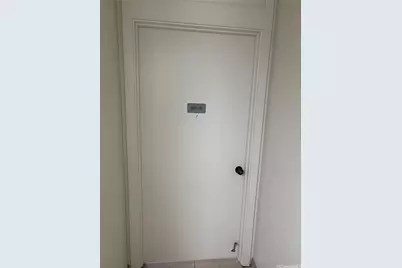 1700 Ala Moana Boulevard #3201, Honolulu, HI 96815 - Photo 11