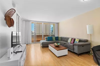 780 Amana Street #1102, Honolulu, HI 96814 - Photo 3