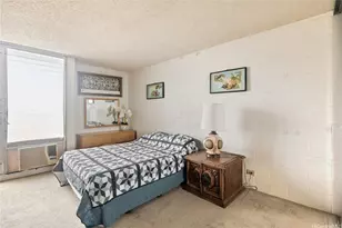 647 Kunawai Ln, Honolulu, HI 96817 - Photo 11