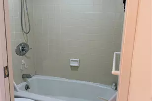 411 Hobron Ln, Honolulu, HI 96815 - Photo 9