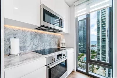 987 Queen Street #2001, Honolulu, HI 96814 - Photo 11