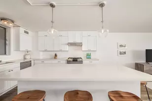 2895 Kalakaua Ave, Honolulu, HI 96815 - Photo 17