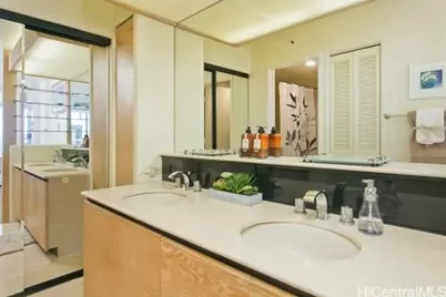 1212 Nuuanu Avenue #4002, Honolulu, HI 96817 - Photo 7