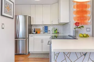 3045 Pualei Cir, Honolulu, HI 96815 - Photo 3