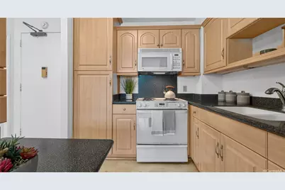 1255 Nuuanu Avenue #E3003, Honolulu, HI 96817 - Photo 7