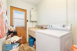 801 Iholena Pl, Honolulu, HI 96817 - Photo 17