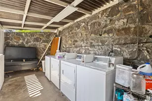 404 Magellan Ave, Honolulu, HI 96813 - Photo 7