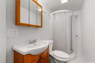 2716 Rooke Ave, Honolulu, HI 96817 - Photo 15