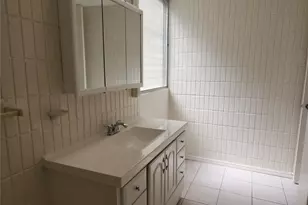 1524 Pensacola St, Honolulu, HI 96822 - Photo 9