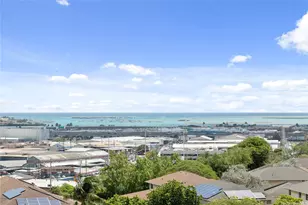 1015 Ala Napunani St, Honolulu, HI 96818 - Photo 11