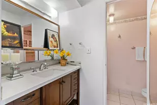 1015 Ala Napunani St, Honolulu, HI 96818 - Photo 9