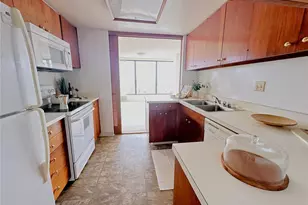 250 Kawaihae St, Honolulu, HI 96825 - Photo 15