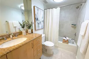 521 Hahaione St, Honolulu, HI 96825 - Photo 7