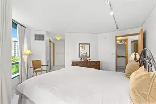 1888 Kalakaua Ave, Honolulu, HI 96815 - Photo 13