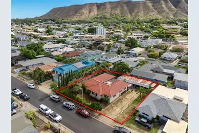 3115 Makini Street, Honolulu, HI 96815 - Photo 1