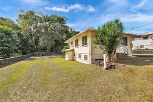 297 W Puainako St, Hilo, HI 96720 - Photo 1