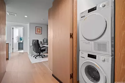 1000 Auahi Street #906, Honolulu, HI 96814 - Photo 9