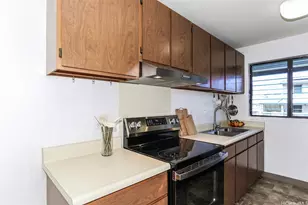 98-640 Moanalua Loop, Aiea, HI 96701 - Photo 9