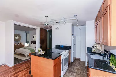 320 Liliuokalani Avenue #702, Honolulu, HI 96815 - Photo 9