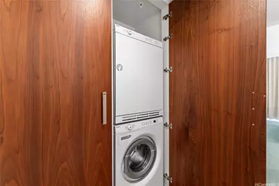 383 Kalaimoku Street #E2308, Honolulu, HI 96815 - Photo 17