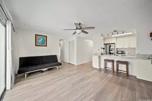 731 Amana St, Honolulu, HI 96814 - Photo 1