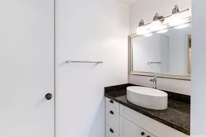 876 Curtis Street #603, Honolulu, HI 96813 - Photo 7