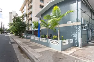 242 Kaiulani Ave, Honolulu, HI 96815 - Photo 9