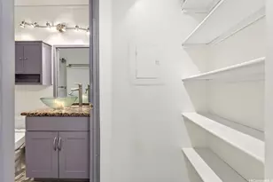 2121 Ala Wai Blvd, Honolulu, HI 96815 - Photo 13