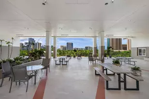 1920 Ala Moana Blvd, Honolulu, HI 96815 - Photo 13