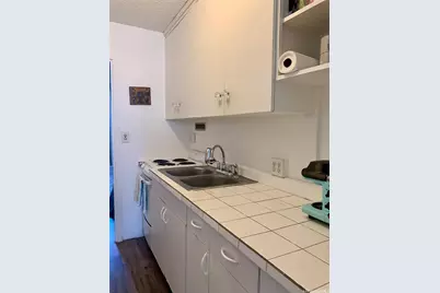 1720 Ala Moana Boulevard #503B, Honolulu, HI 96815 - Photo 11