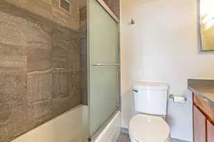 2499 Kapiolani Blvd, Honolulu, HI 96826 - Photo 11