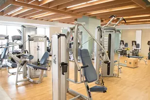 410 Atkinson Dr, Honolulu, HI 96814 - Photo 15