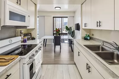 700 Richards Street #1704, Honolulu, HI 96813 - Photo 3