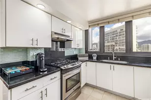 1650 Ala Moana Blvd, Honolulu, HI 96815 - Photo 7