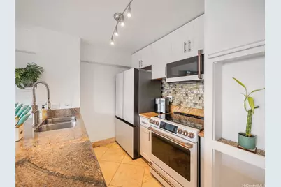 1690 Ala Moana Boulevard #1401, Honolulu, HI 96815 - Photo 13