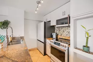 1690 Ala Moana Blvd, Honolulu, HI 96815 - Photo 13